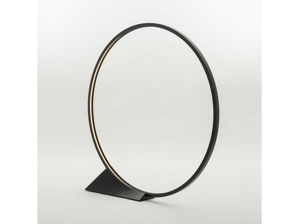O Outdoor Lamp