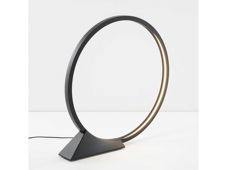 O Outdoor Lamp