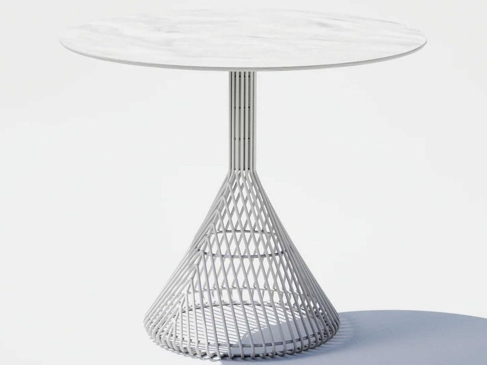 Outdoor Bistro Aluminum Round Table