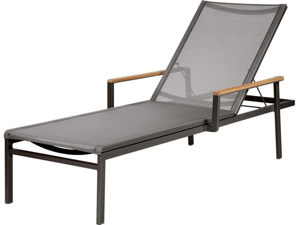 Aura Outdoor Chaise Lounge in Graphite Aluminum and Platinum Textilene Sling