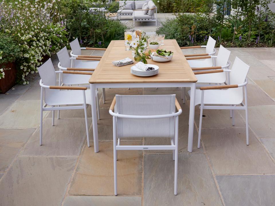 Around Aluminum Dining Set