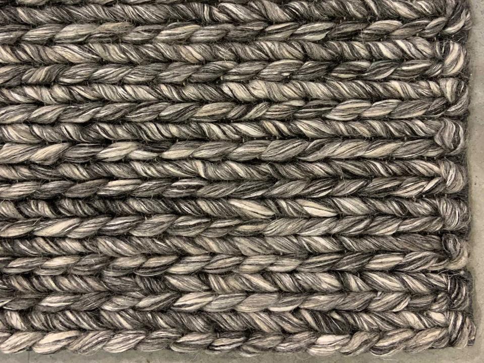 Giovanna 5x7 Braided Area Rug in Multi-Tone Wool Viscose Cotton