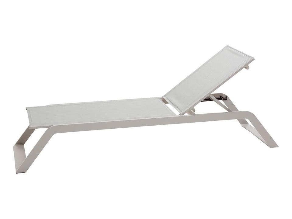 Siesta Sunbed with Cane-line Tex in Sand