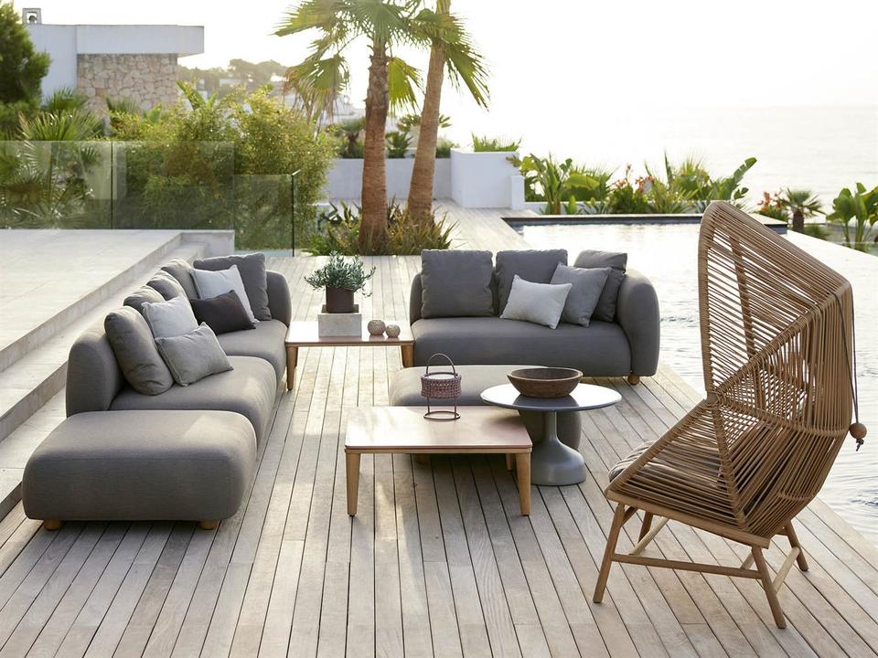 Capture Taupe Airtouch Sectional Lounge Set