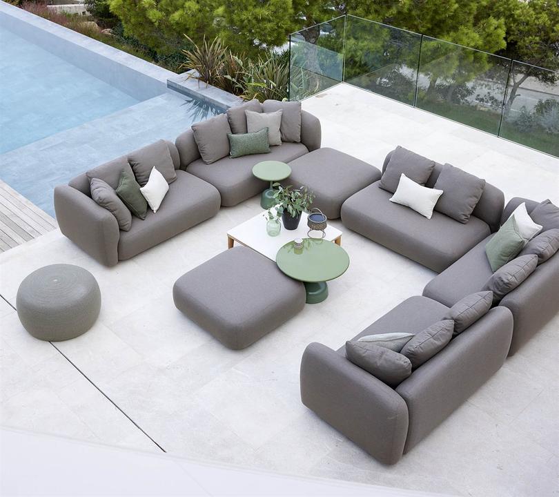 Capture Taupe Airtouch Sectional Lounge Set
