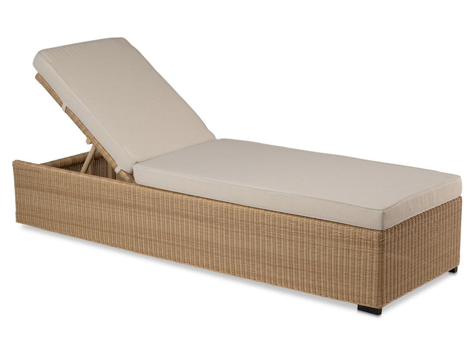 Savannah Natural Wicker Chaise w/ Wheat Cushion