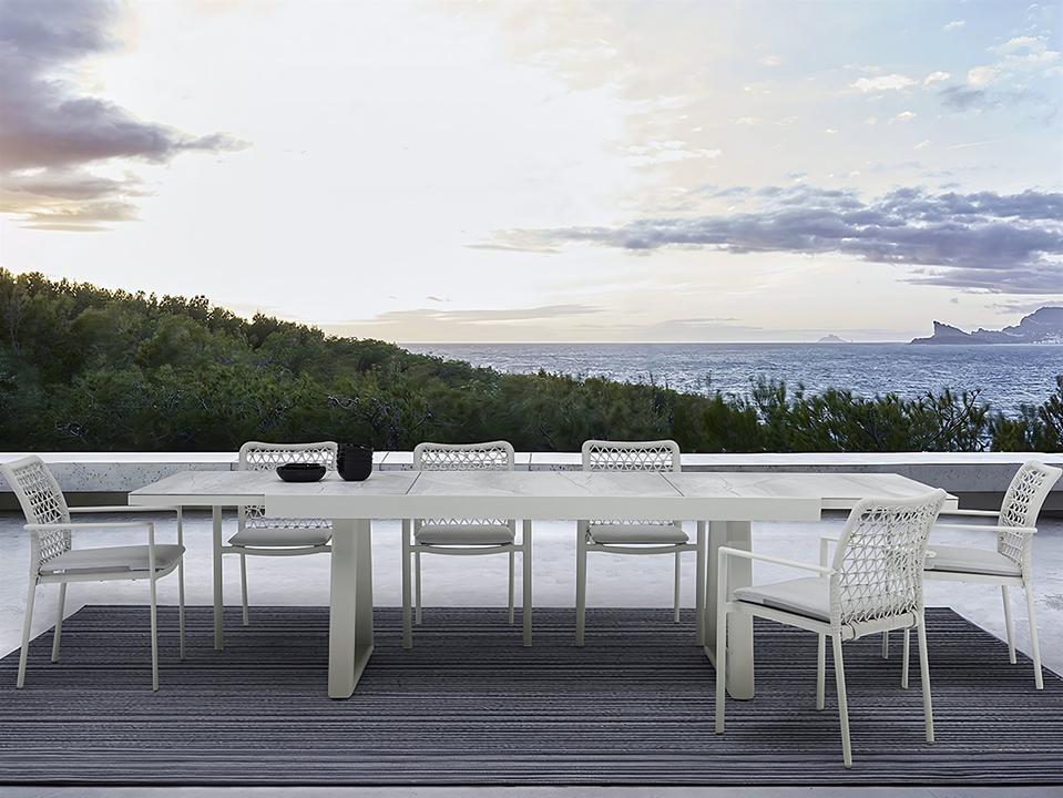 Cuddle Dining Set