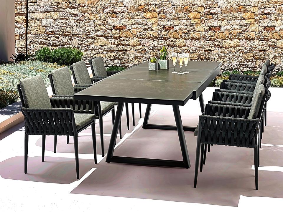 Hug Dining Set