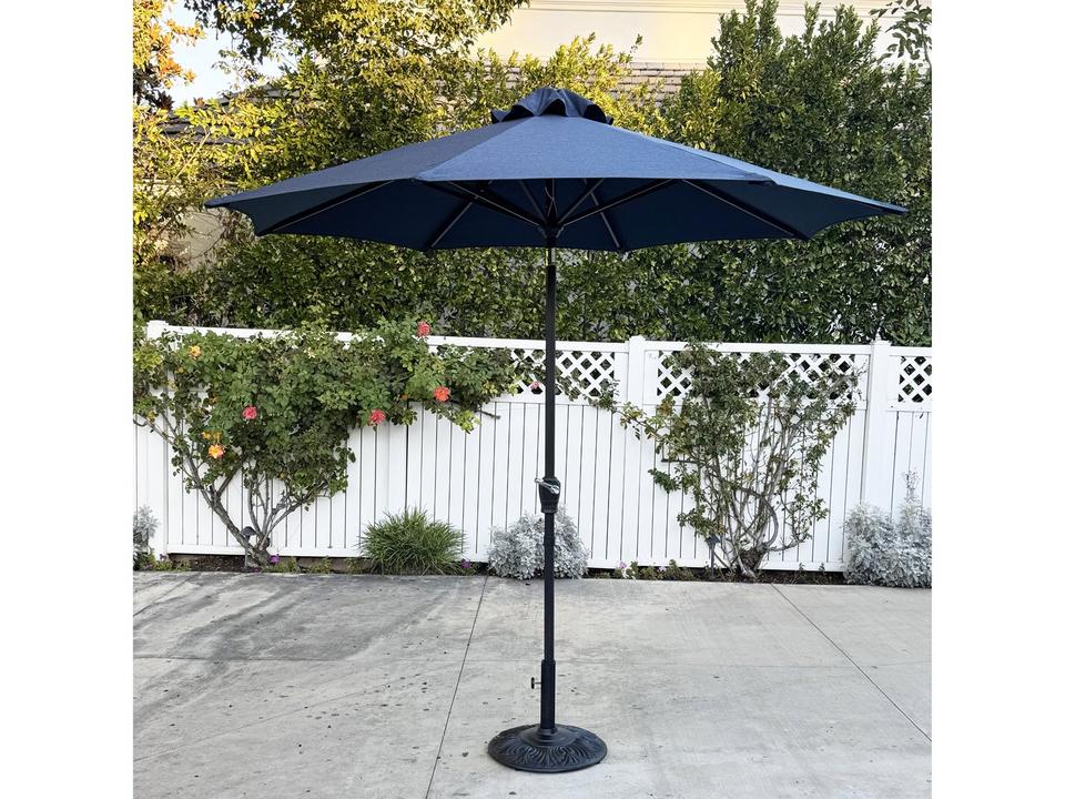 Darlee 9-Foot Octagonal Auto-Tilt Market Umbrella in Navy