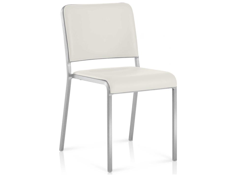 20-06 By Norman Foster Chair Pads
