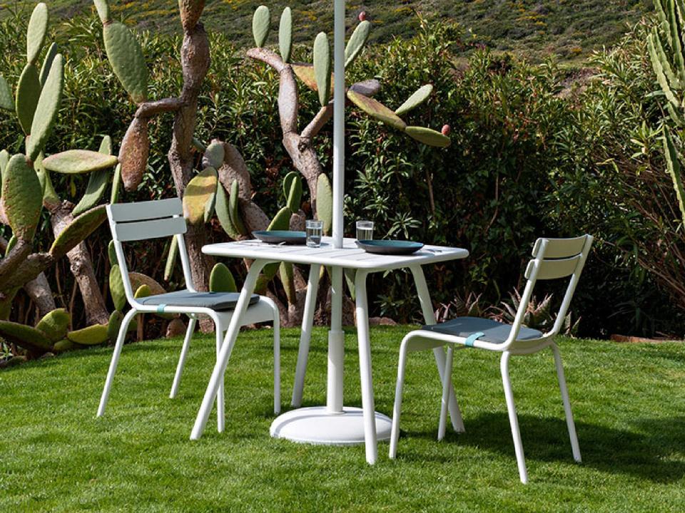 Luxembourg Aluminum Dining Set