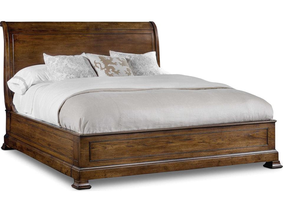 Archivist Queen Sleigh Bed with Low Footboard in Soft Casual Pecan