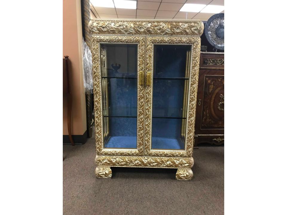 Fin 5-Drawer Gold Solid Wood Accent Chest