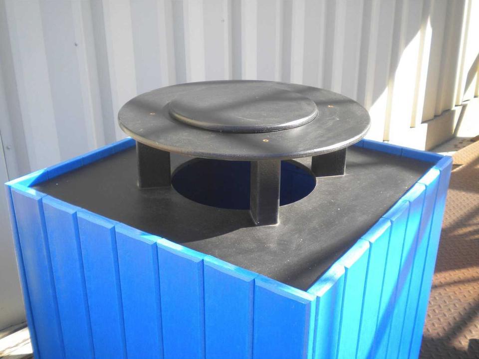 Accessories Recycled Plastic Black 32 Gallon Square Rain Bonnet Lid