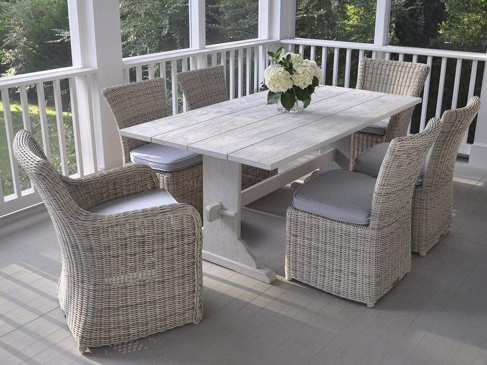 Sag Harbor Wicker Dining Set