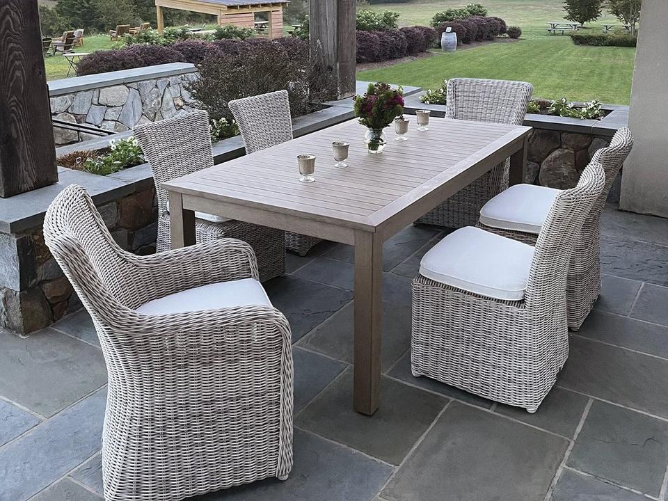 Sag Harbor Wicker Dining Set