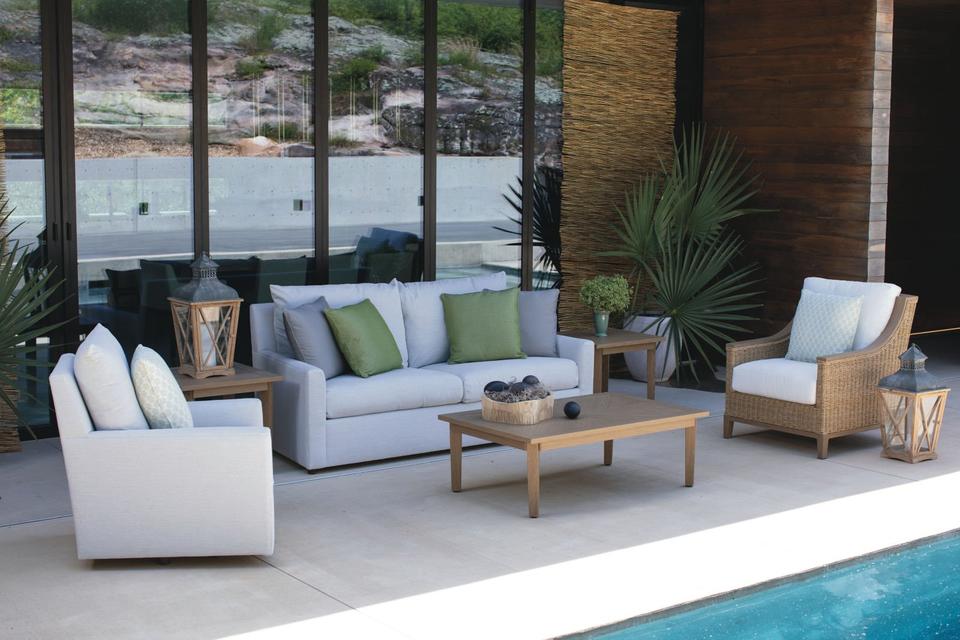 Hemmingway Loggia Honey Wicker Lounge Set