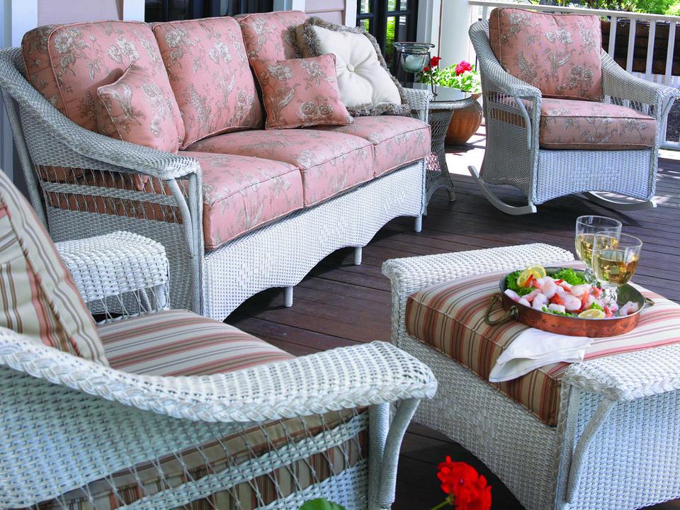 Nantucket Wicker Outdoor Patio Lounge Set
