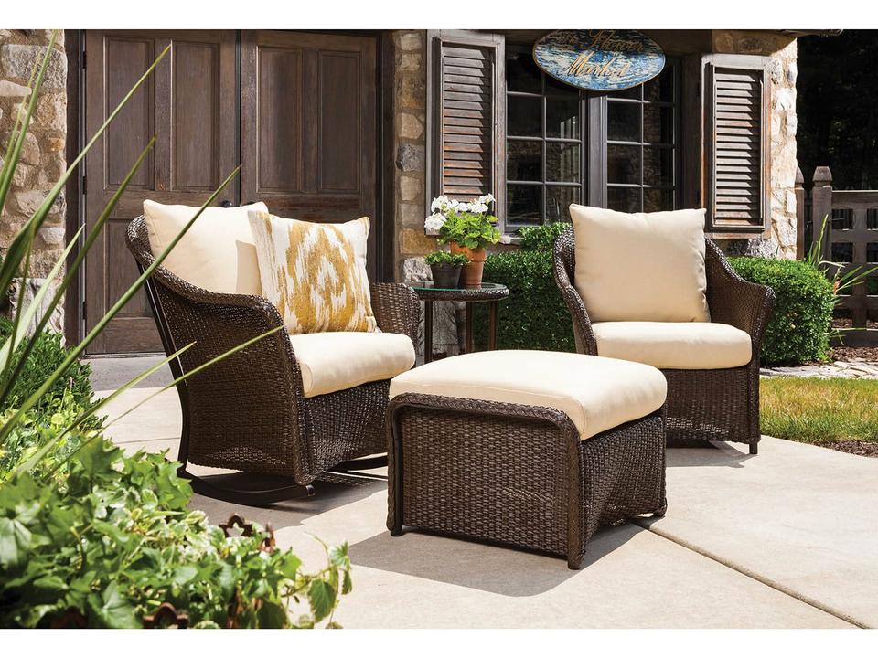 Weekend Retreat Wicker Outdoor Patio Lounge Set