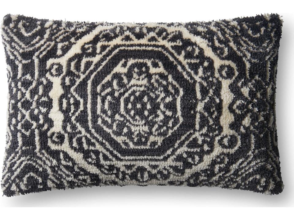 Black / White Pillow