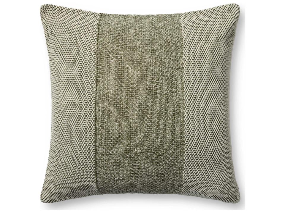 Pillows & Throws