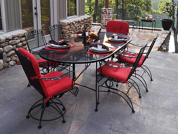 Dogwood Wrought Iron Dining Set