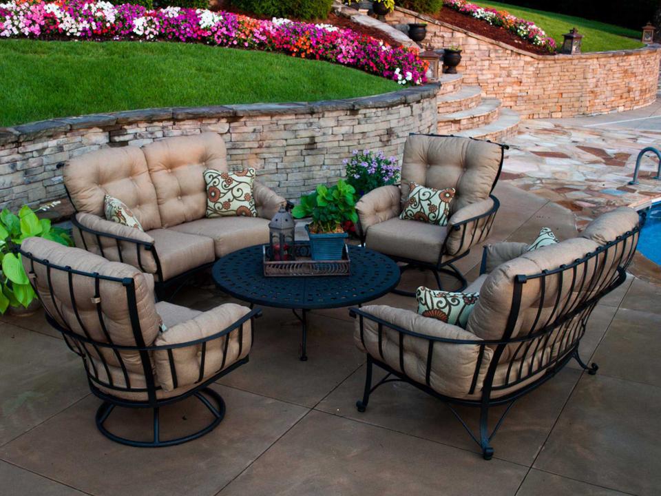 Vinings Deep Seating Wrought Iron Lounge Set