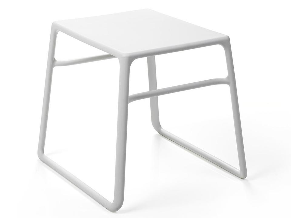 Pop Outdoor Side Table in White Recyclable Resin
