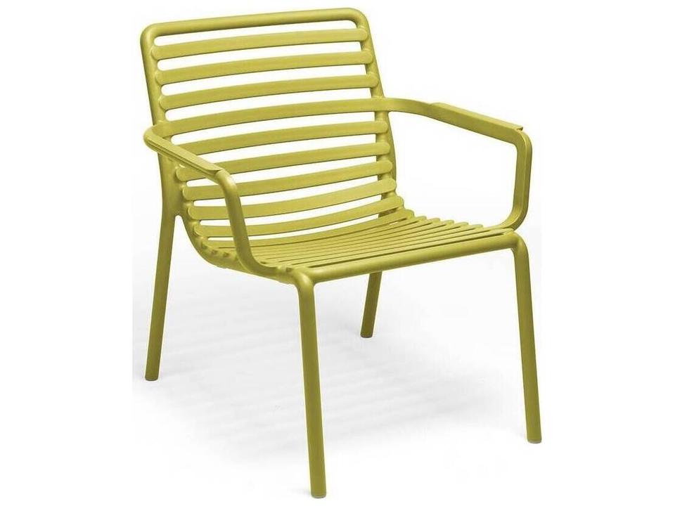Doga Relax Lounge Chair in Pear Green Fiberglass Resin