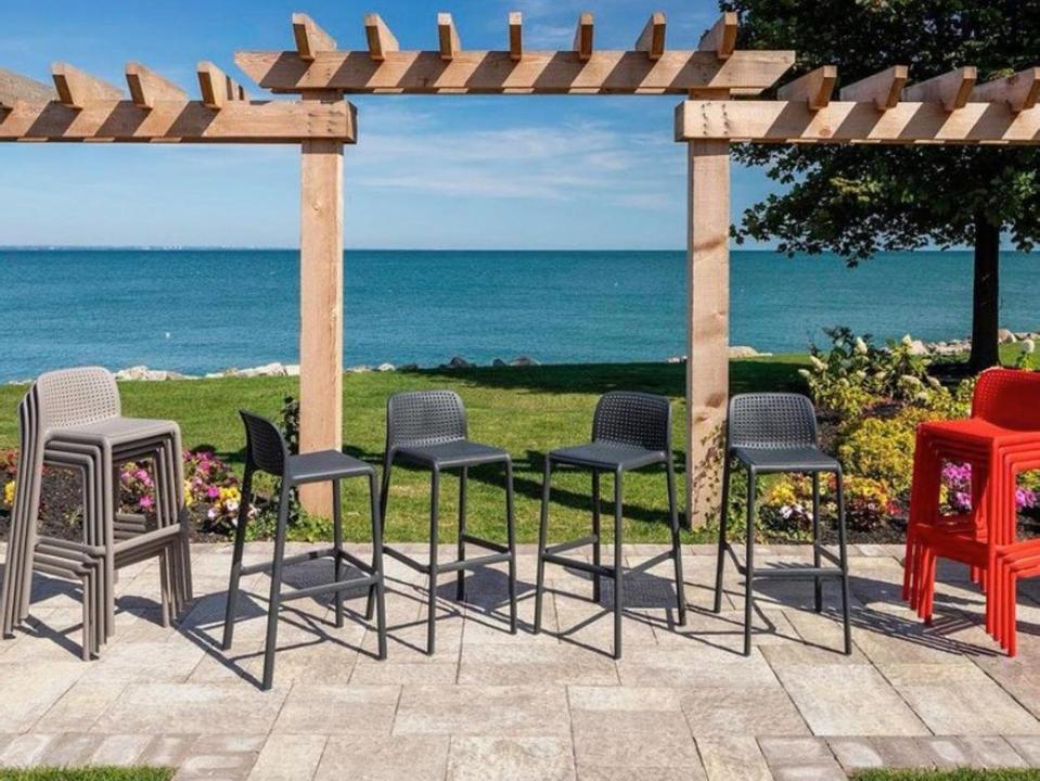 Lido Resin Outdoor Patio Bar Stool Set