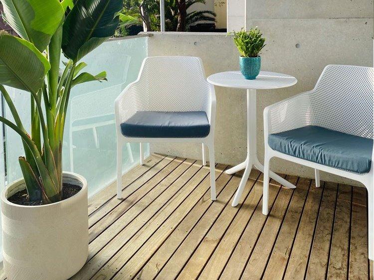 NET Relax Resin Bianco Patio Lounge Set