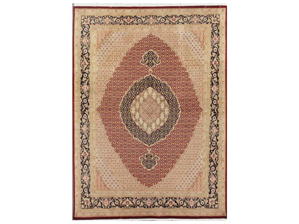 Baku Hand-Knotted Lamb's Wool Area Rug