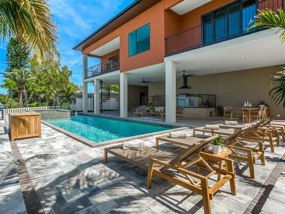 Admiral Outdoor Lounge Set