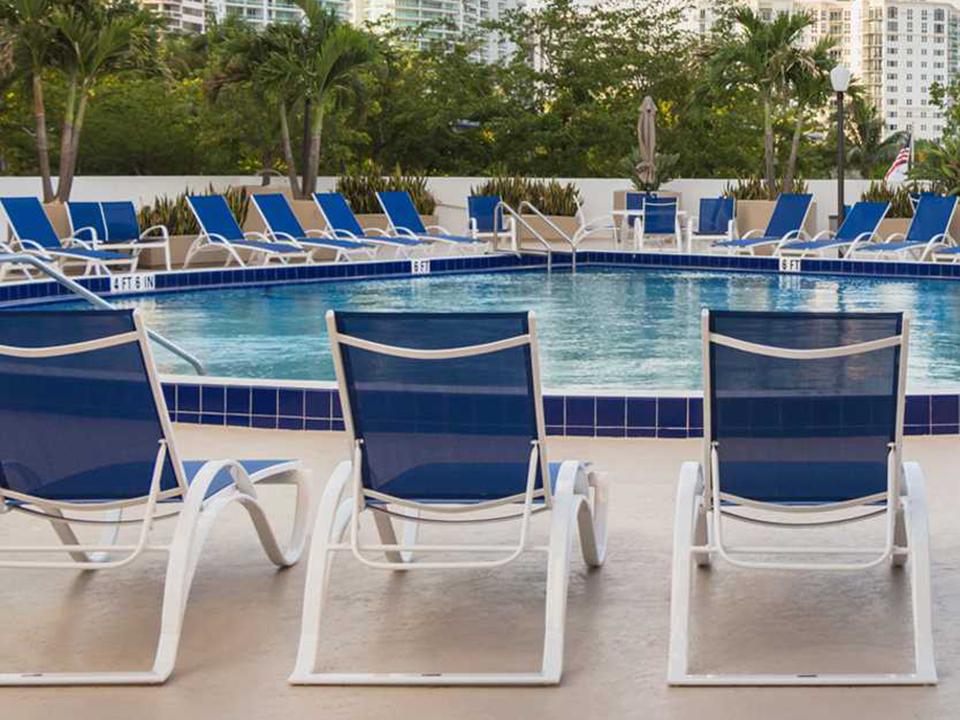 Decoscape Atlantic Aluminum Sling Lounge Set