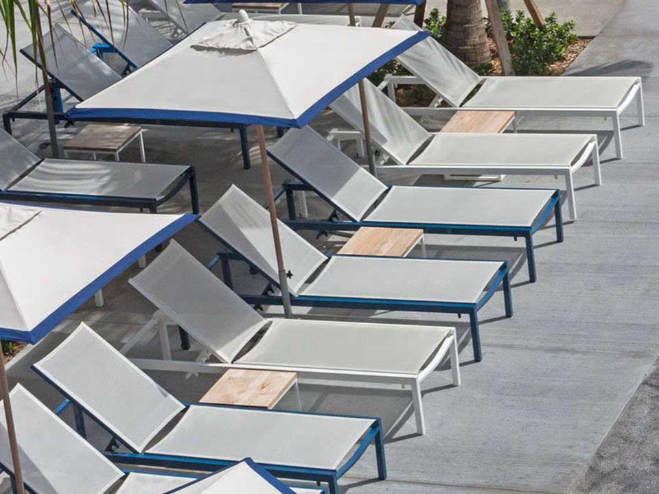 Decoscape Fusion Aluminum Sling Lounge Set