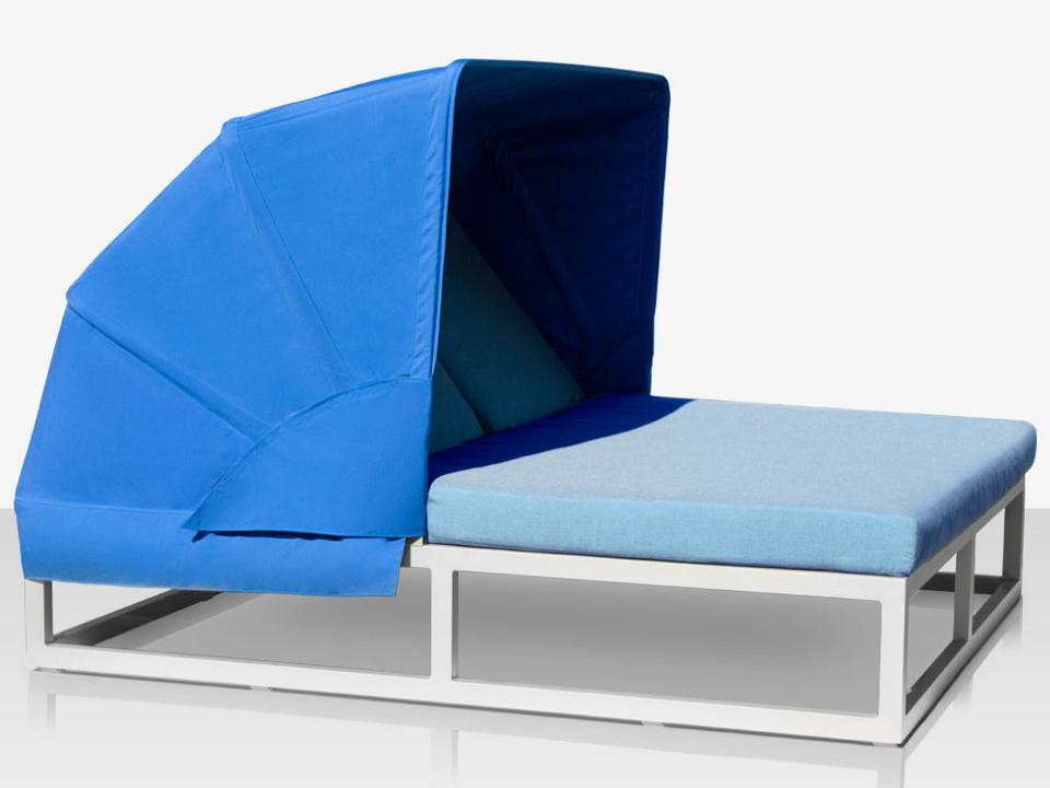 Iconic Outdoor Daybed Canopy in Powder-Coated Aluminum