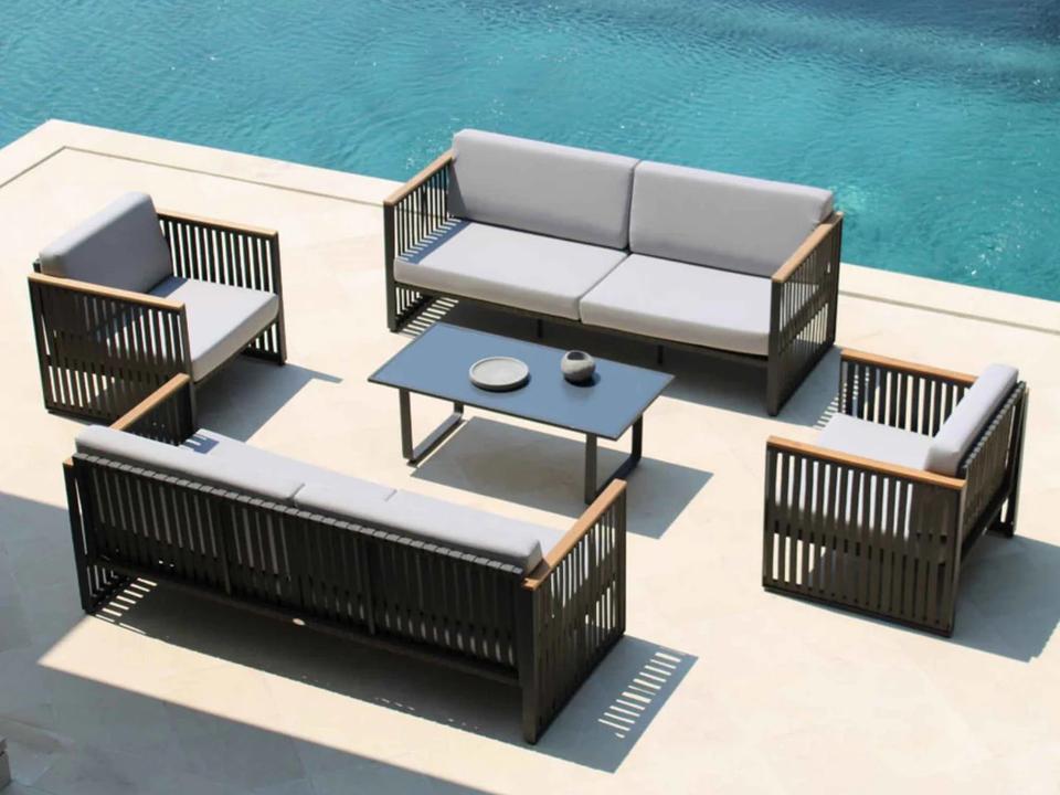 Horizon 5-Piece Lounge Set with Teak Arms and Dark Gray Strap