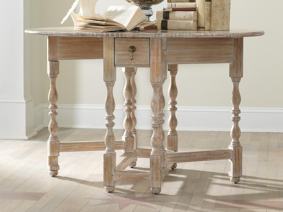 Saginaw Dropleaf Round End Table in Wood