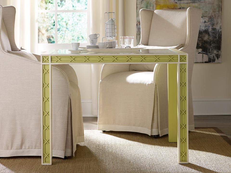 Corolla Game Table