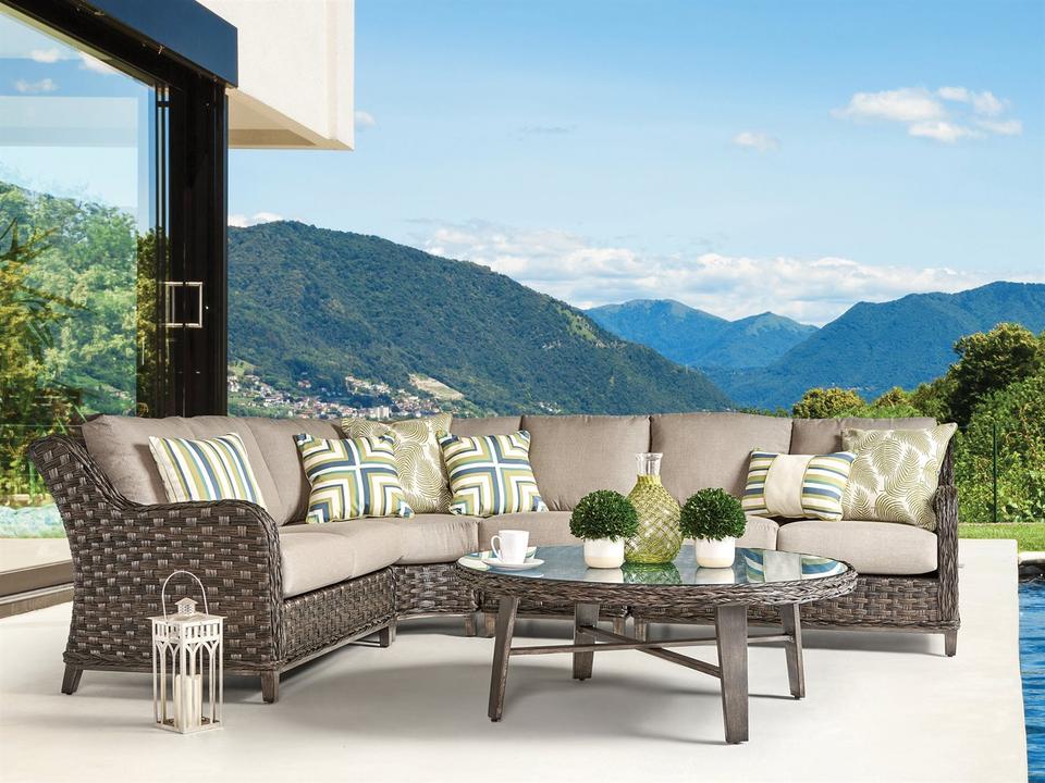 Grand Isle Wicker Sectional Outdoor Lounge Set