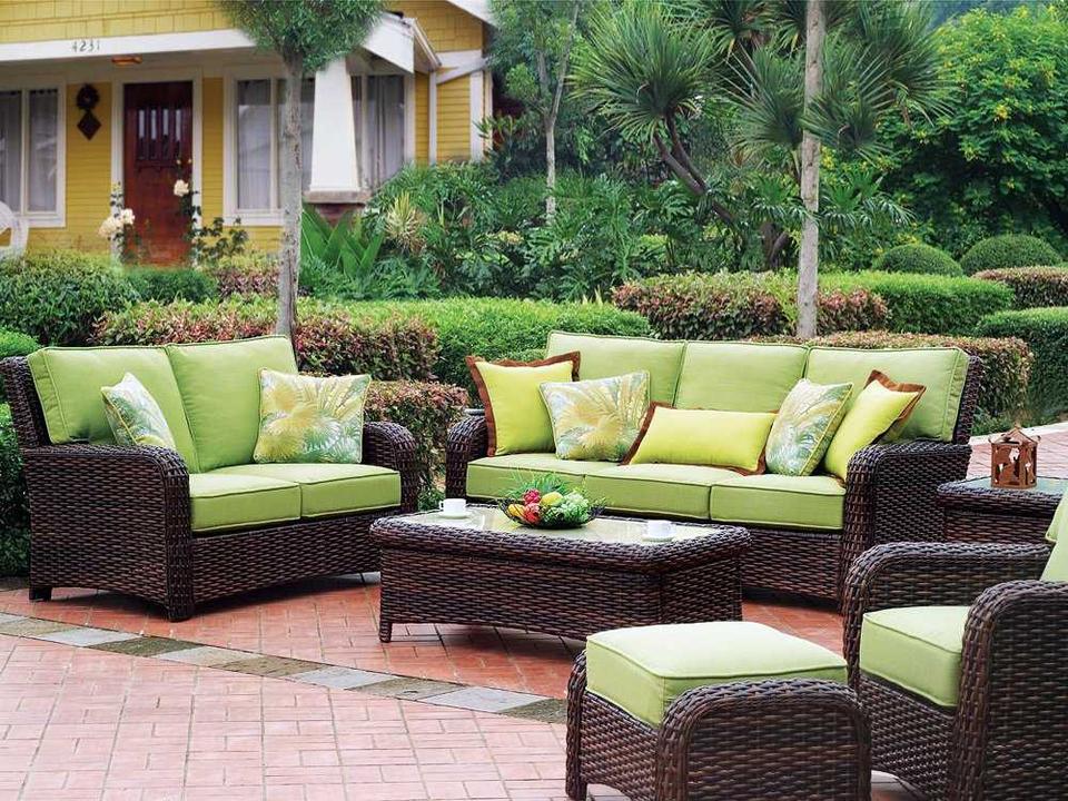 Saint Tropez Wicker Patio Lounge Set