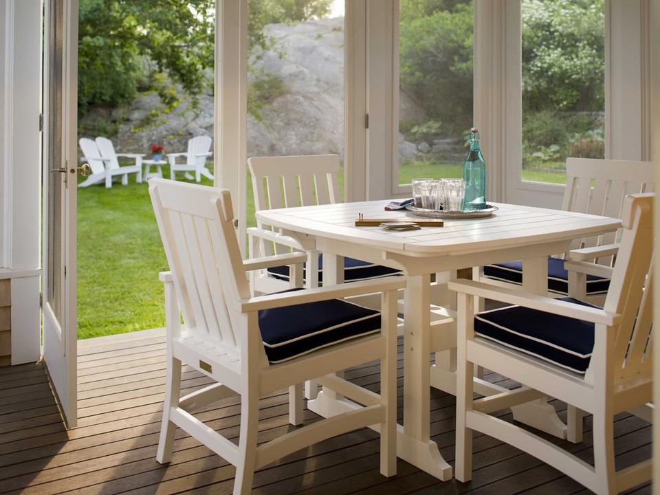 Portsmouth Recycled Plastic Patio Dining Set