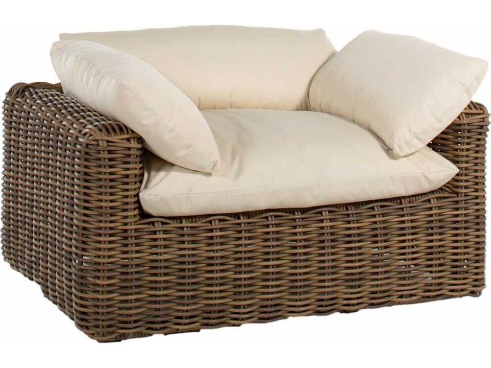 Montecito Wicker Outdoor Lounge Chair