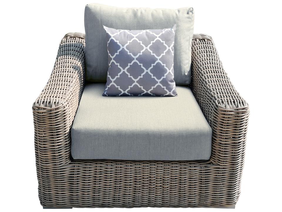 Tulum Aluminum Cushion Lounge Chair with Light Beige Olefin Cushions