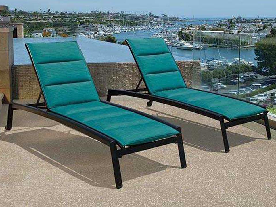 Elance Padded Sling Aluminum Outdoor Lounge Set