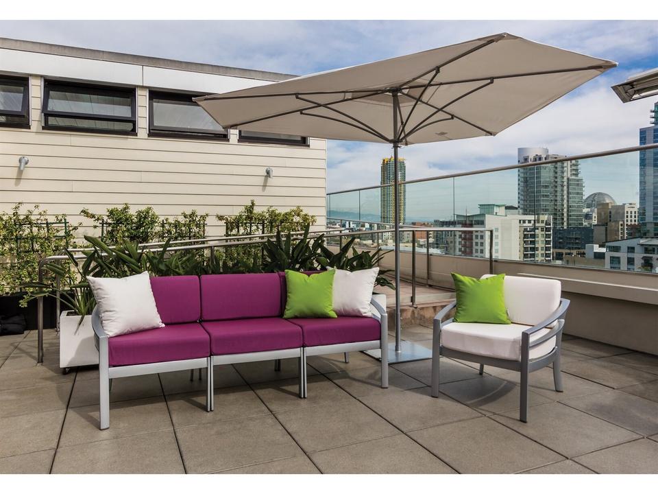 Kor Cushion Aluminum Sectional Lounge Set