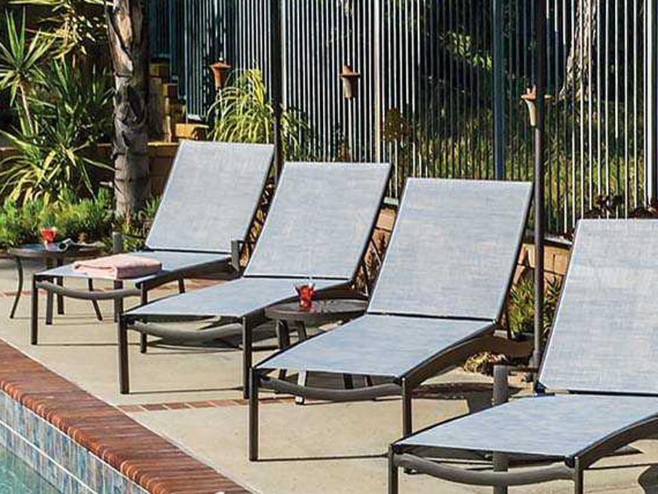 Kor Relaxed Sling Aluminum Outdoor Lounge Set