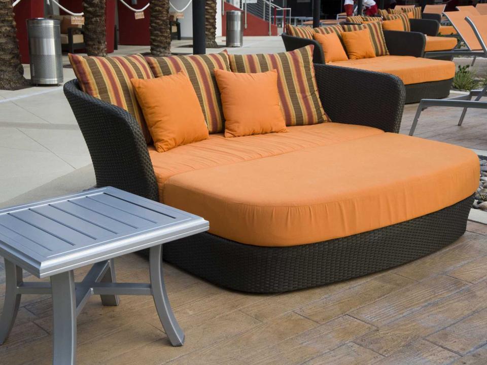 Evo Woven Wicker Outdoor Lounge Set