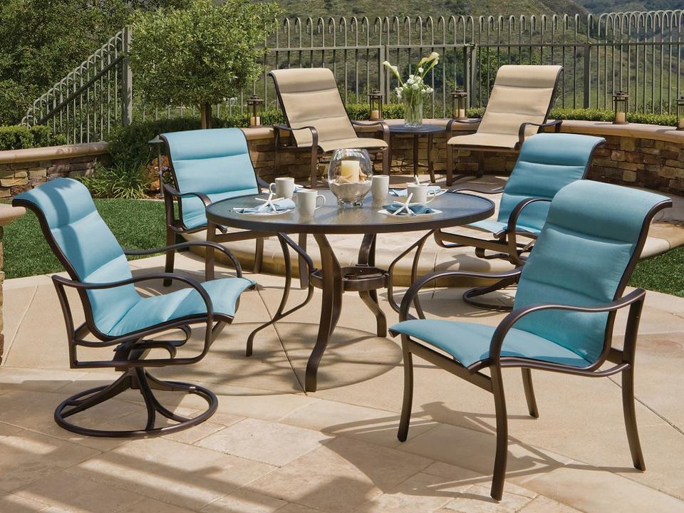 Shoreline Padded Sling Aluminum Outdoor Patio Dining Set