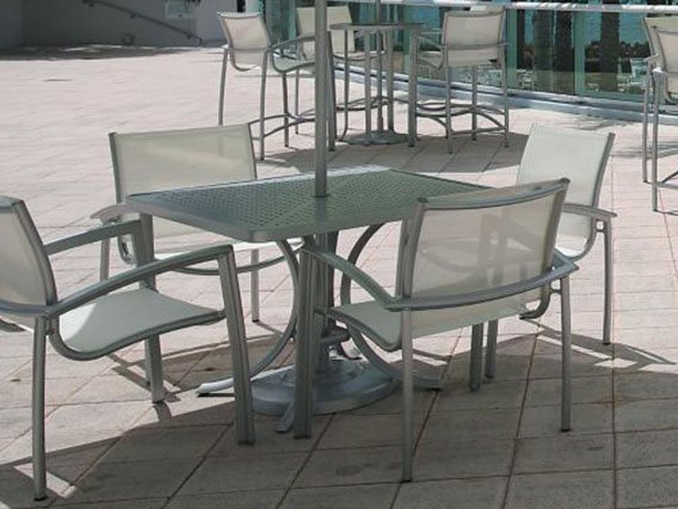 South Beach Relaxed Sling Aluminum Patio Dining Set